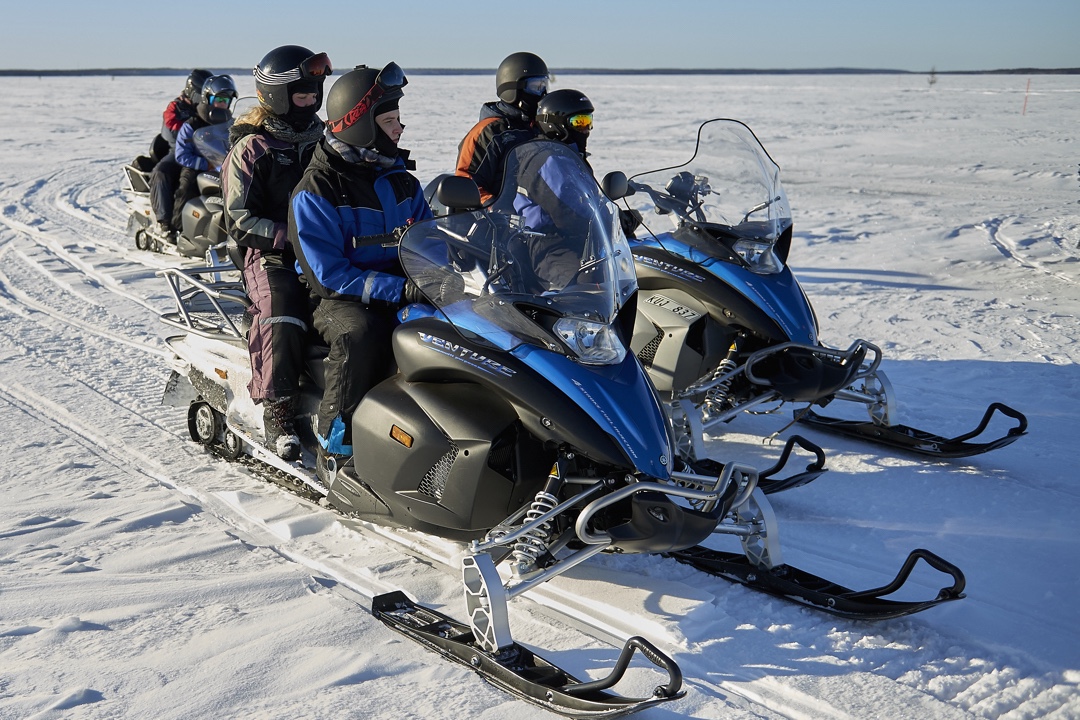 Snowmobiling in Lulea